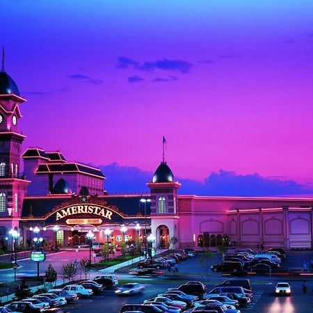 Ameristar Casino Hotel Канзас-Сити Экстерьер фото