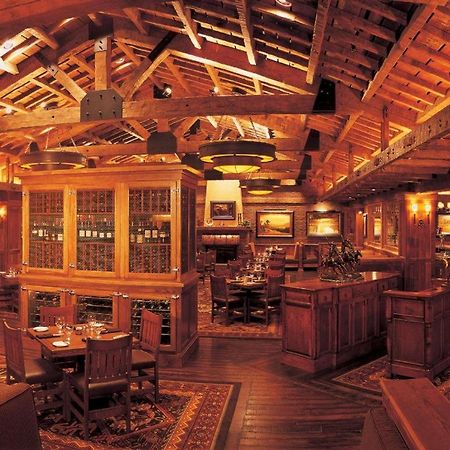 Ameristar Casino Hotel Канзас-Сити Экстерьер фото