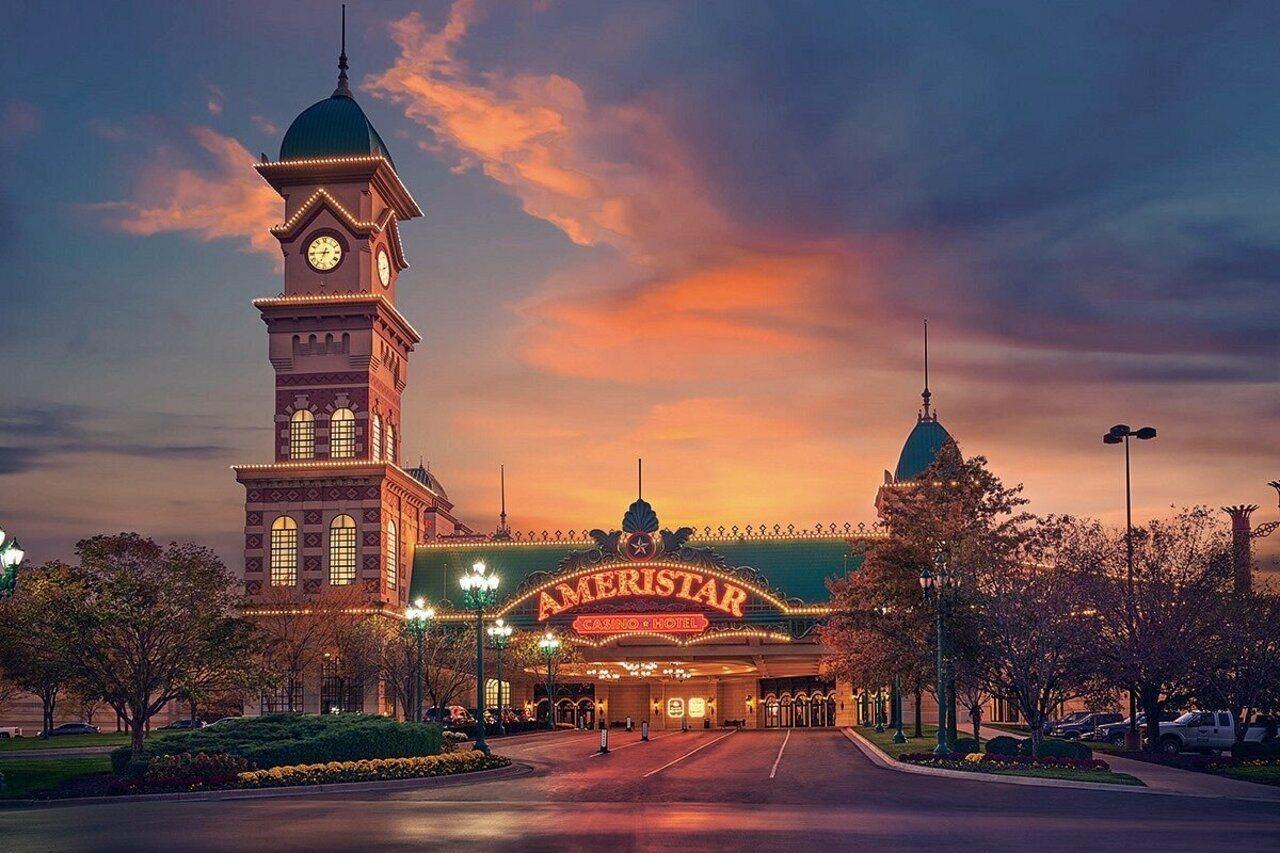 Ameristar Casino Hotel Канзас-Сити Экстерьер фото