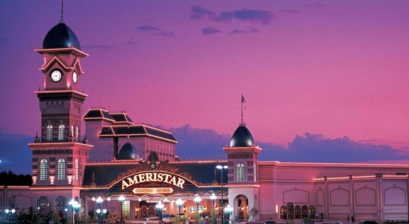 Ameristar Casino Hotel Канзас-Сити Экстерьер фото