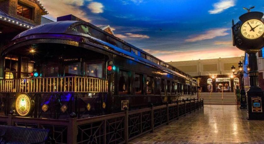 Ameristar Casino Hotel Канзас-Сити Экстерьер фото