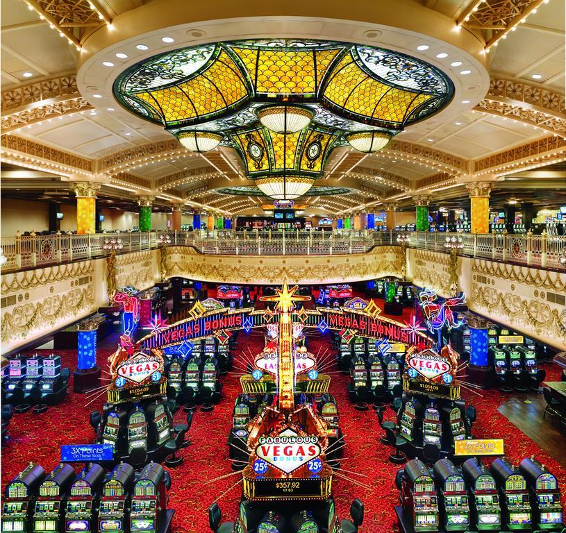 Ameristar Casino Hotel Канзас-Сити Экстерьер фото